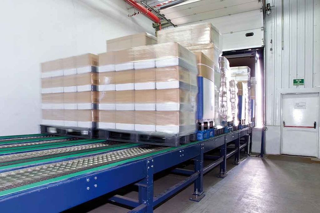 Automatic loading platforms speed up the entire goods dispatch process Automatic loading platforms speed up the entire goods dispatch process